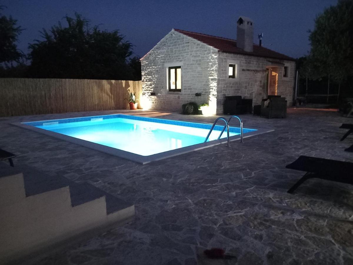 Leggiero Villa Benkovac Exterior foto
